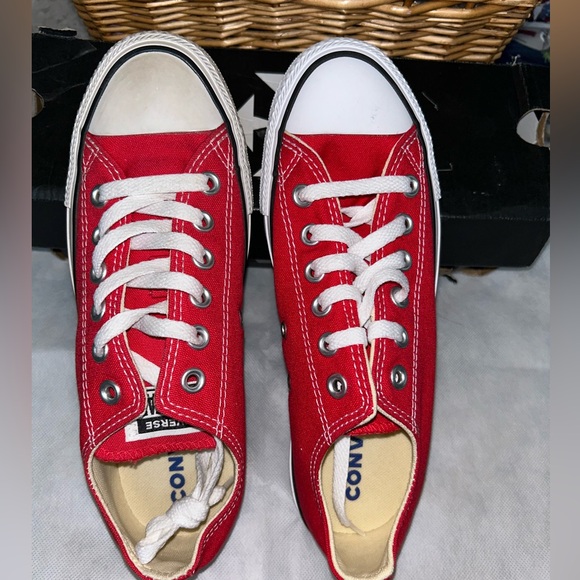 Converse All Stars- Women’s 7- New With A Call Out (See Description) - Picture 2 of 7